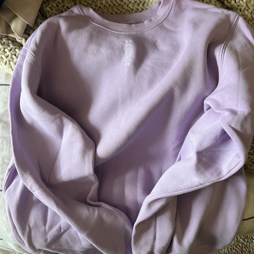 Women's LOUNGE crewneck Sweater